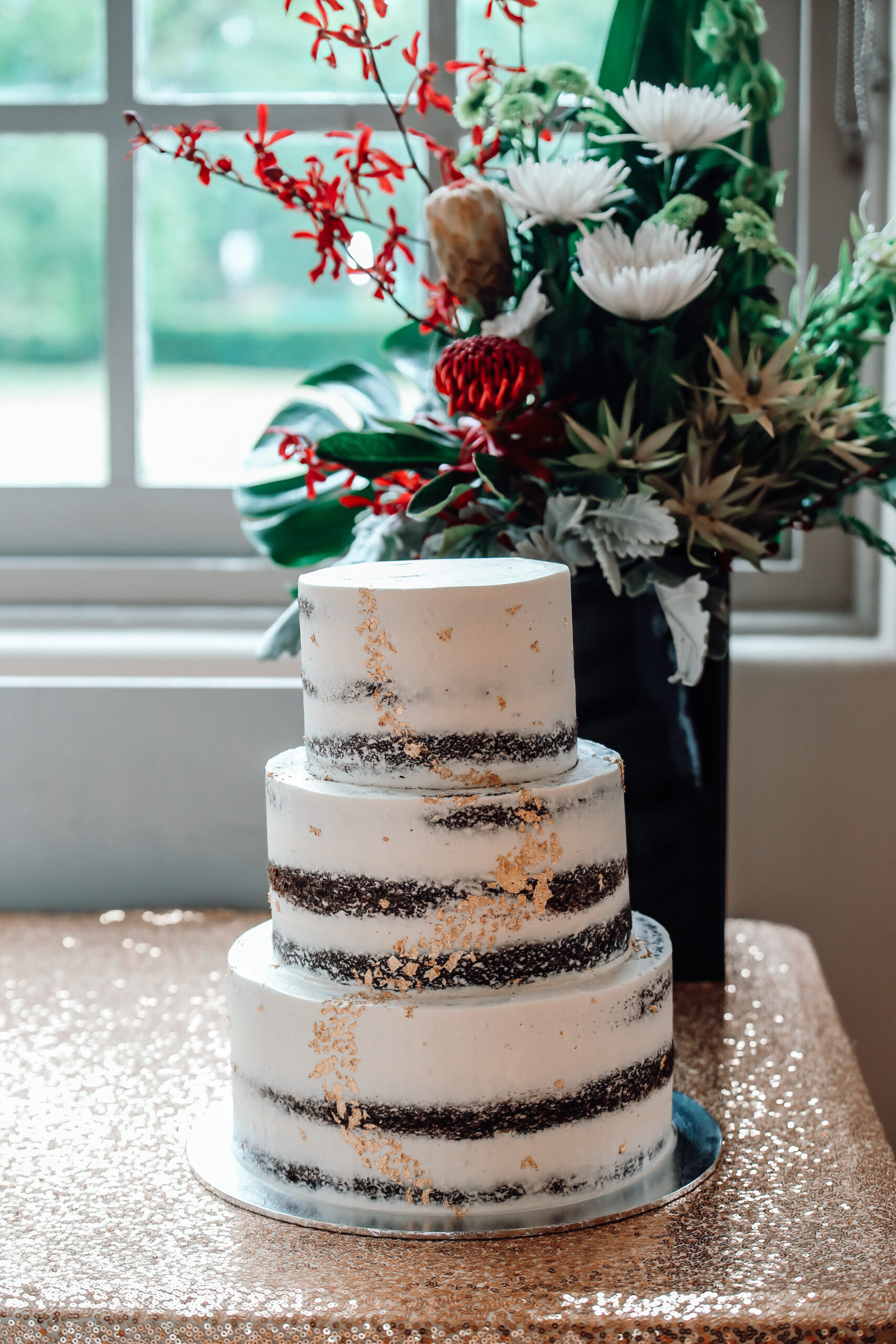 Frost wedding cake.